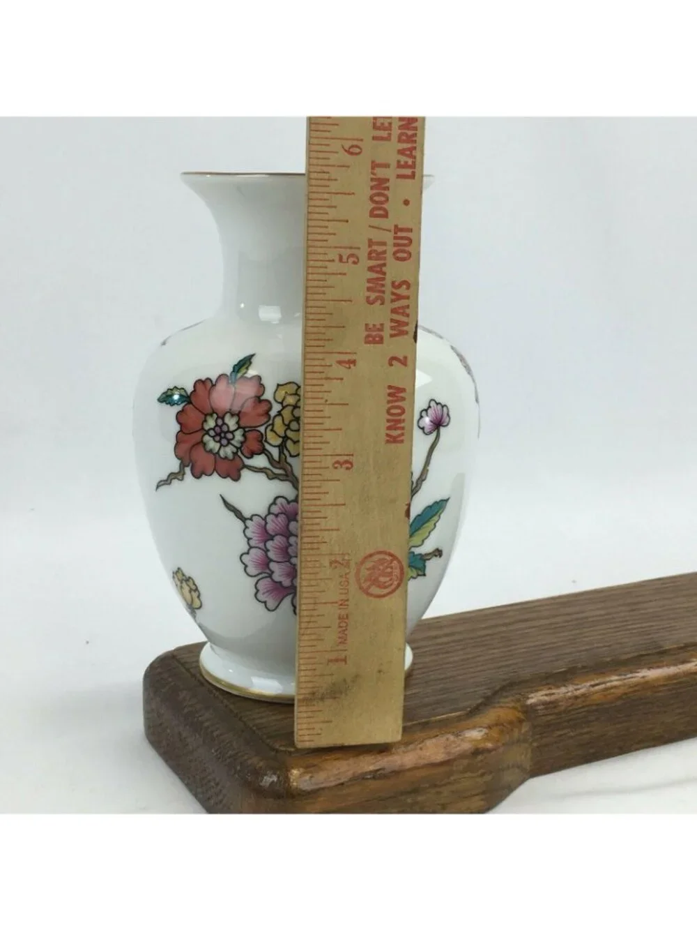 Vintage Hollohaza Handpainted Floral Porcelain Vase  5 1/2